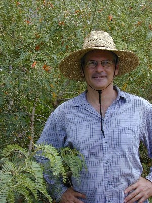Lee Altenberg growing the endangered `ohai